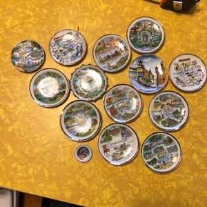 Souvenir plates